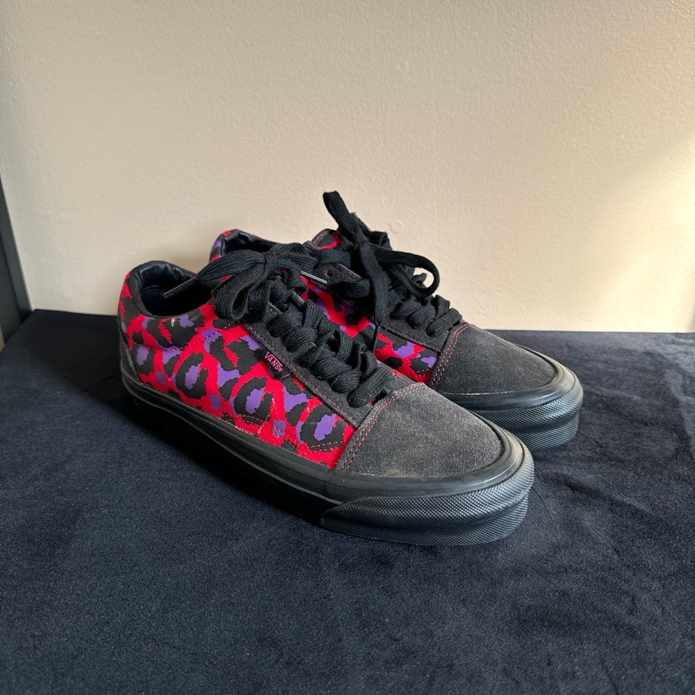 Vans Vault Old Skool Ns OG L (Stray Rats) Raven Racing Red Leopard Mens Sneakers